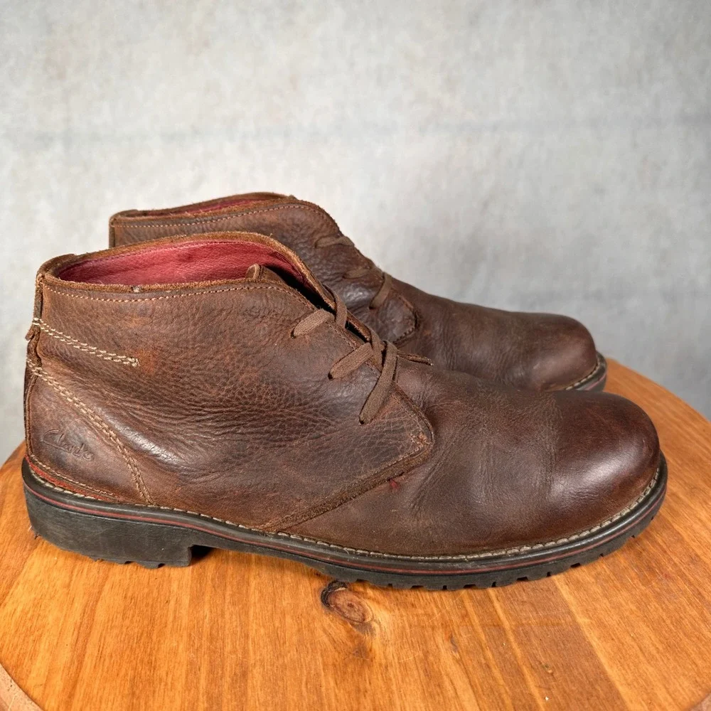 Clarks chukka boots